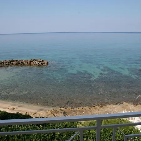 Laura Am Meer - P1